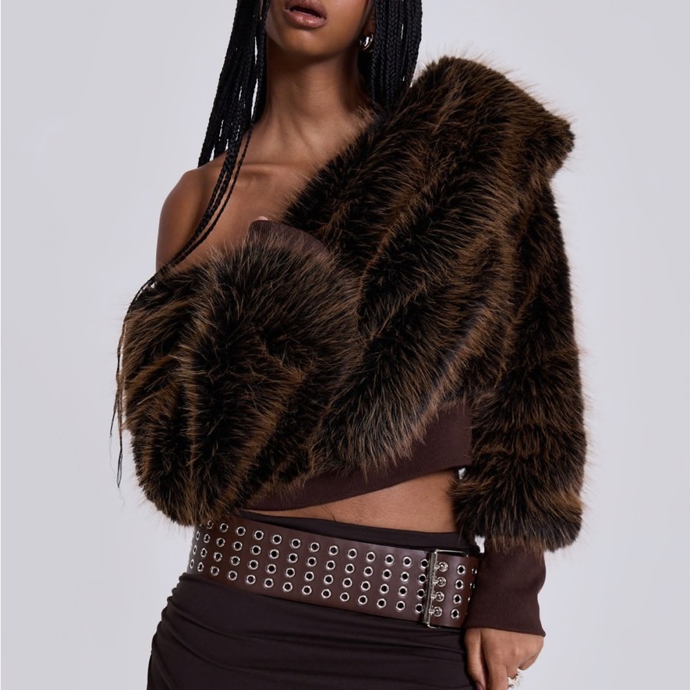 Chic Brown Faux Fur Wrap